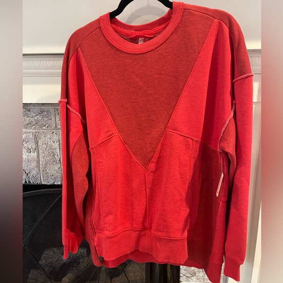 Free People Making It Pullover NWT Victory Red - Picture 5 of 7